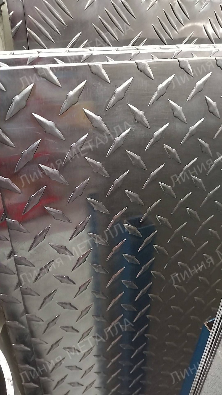 Алюминиевый лист риф. 3х1200х2000 бриллиант, чечевица (АМг3Н2Р) фото №3